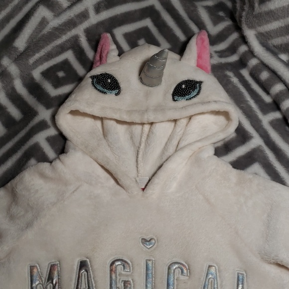H&M Unicorn hooded sweatshirt - Picture 2 of 6